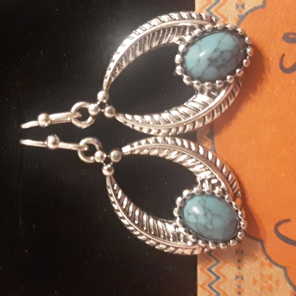 New tribal southwestern blue Turquoise stone aztec mayan fush hook style earings - Picture 2 of 3